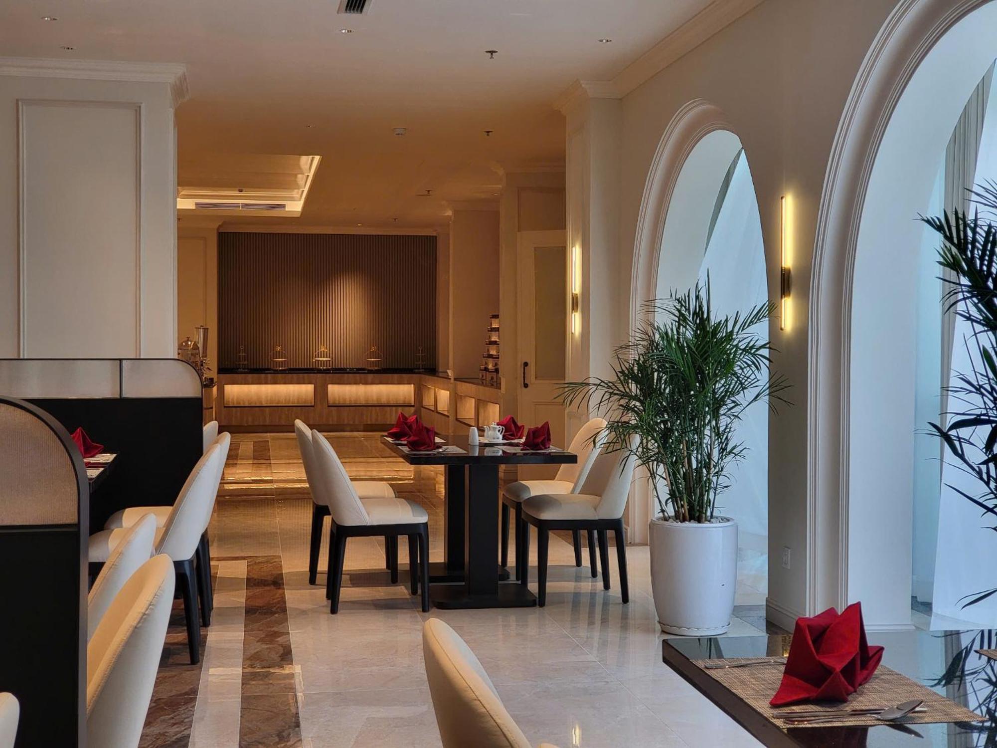 Cosmo Stars Hotel Bac Lieu 외부 사진