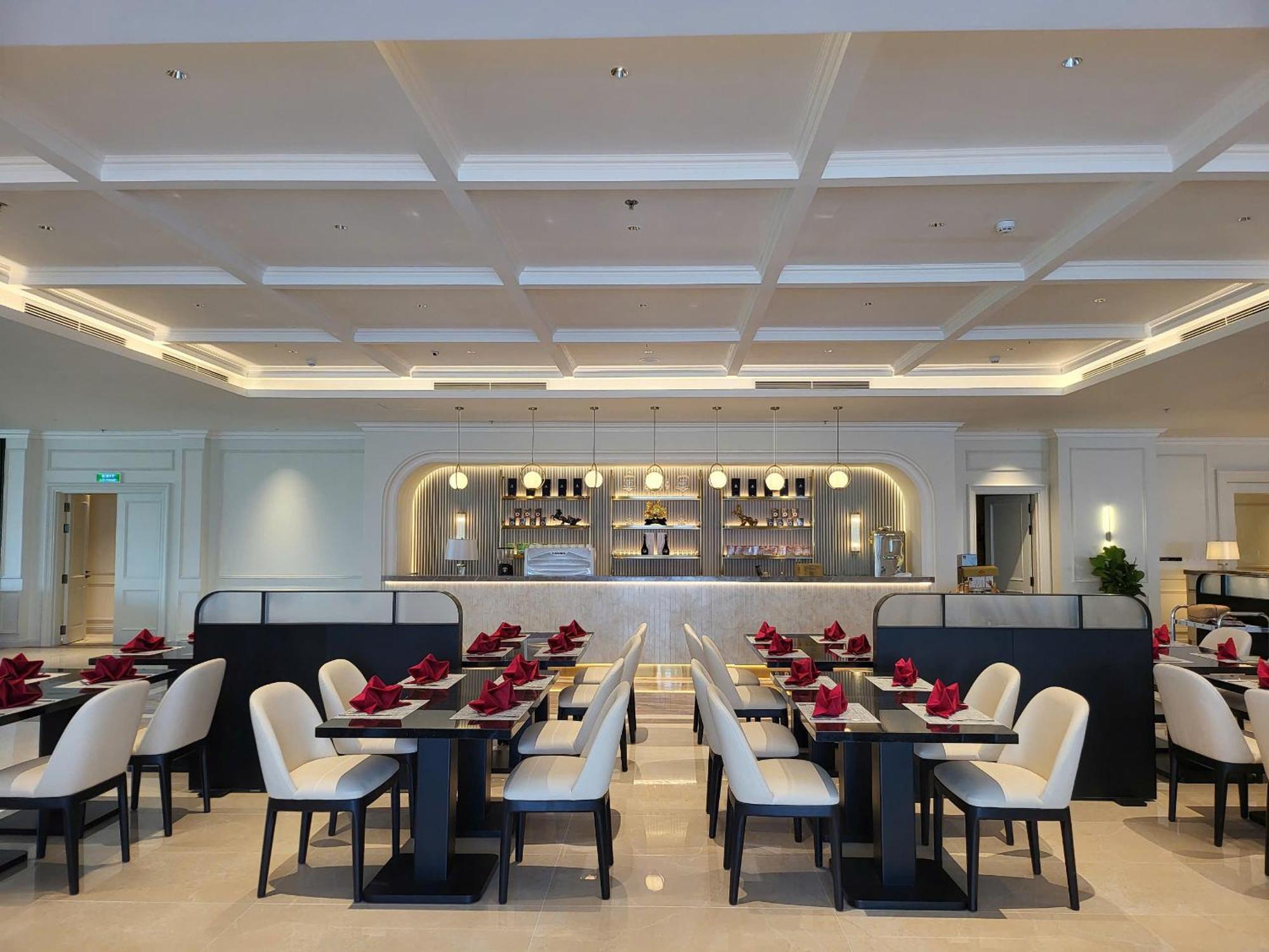 Cosmo Stars Hotel Bac Lieu 외부 사진