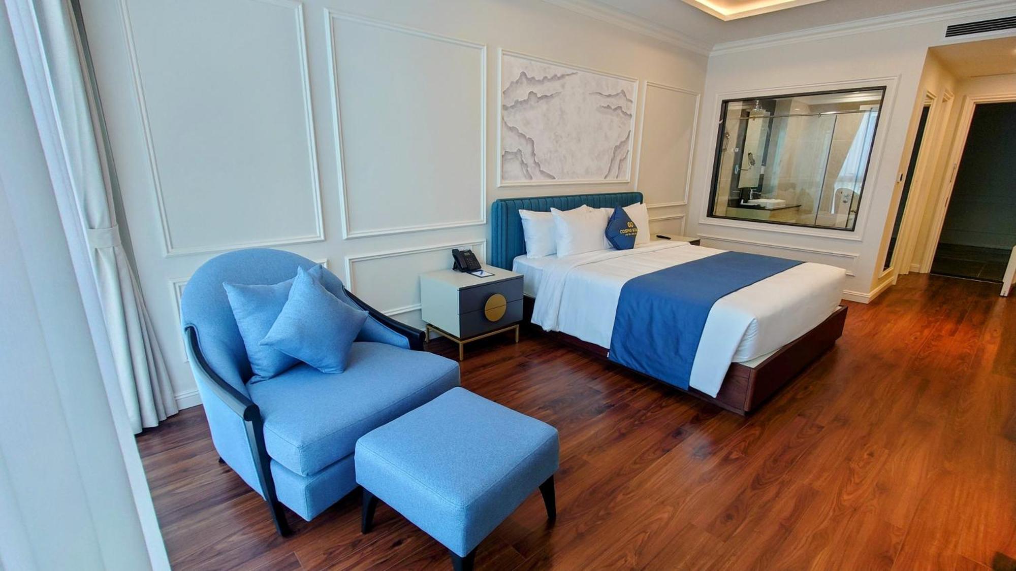 Cosmo Stars Hotel Bac Lieu 외부 사진