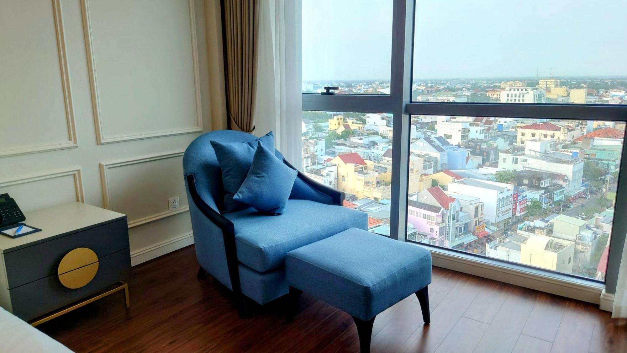 Cosmo Stars Hotel Bac Lieu 외부 사진
